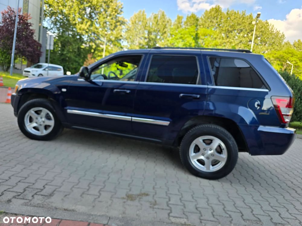 Jeep Grand Cherokee 3.0 CRD Laredo - 30