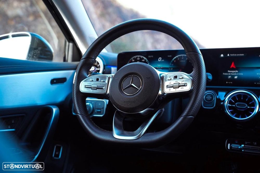 Mercedes-Benz A 250 e 8G-DCT AMG Line Advanced Plus - 11