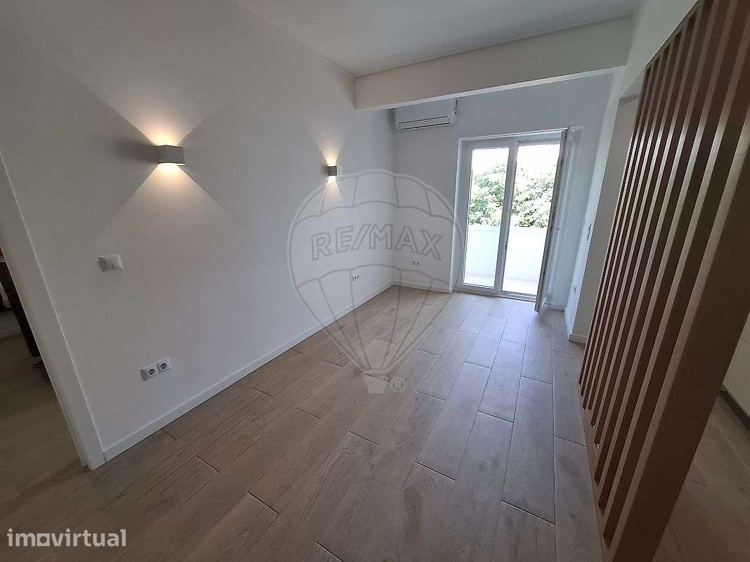 Apartamento T1 para arrendamento - Grande imagem: 2/10