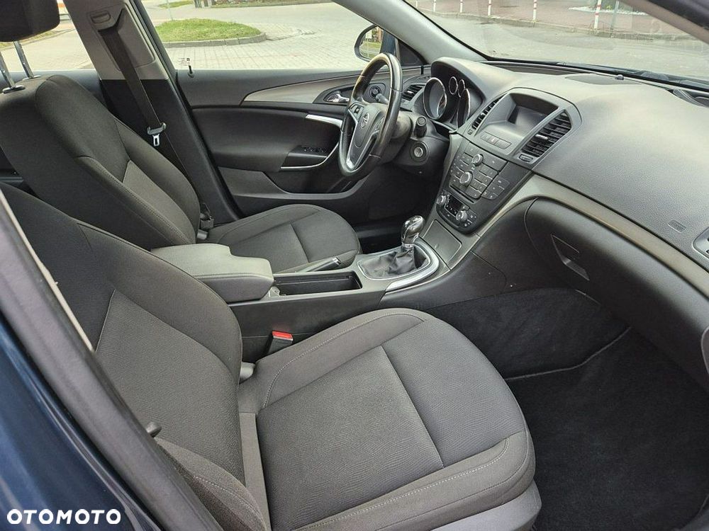 Opel Insignia 1.6 Turbo - 13