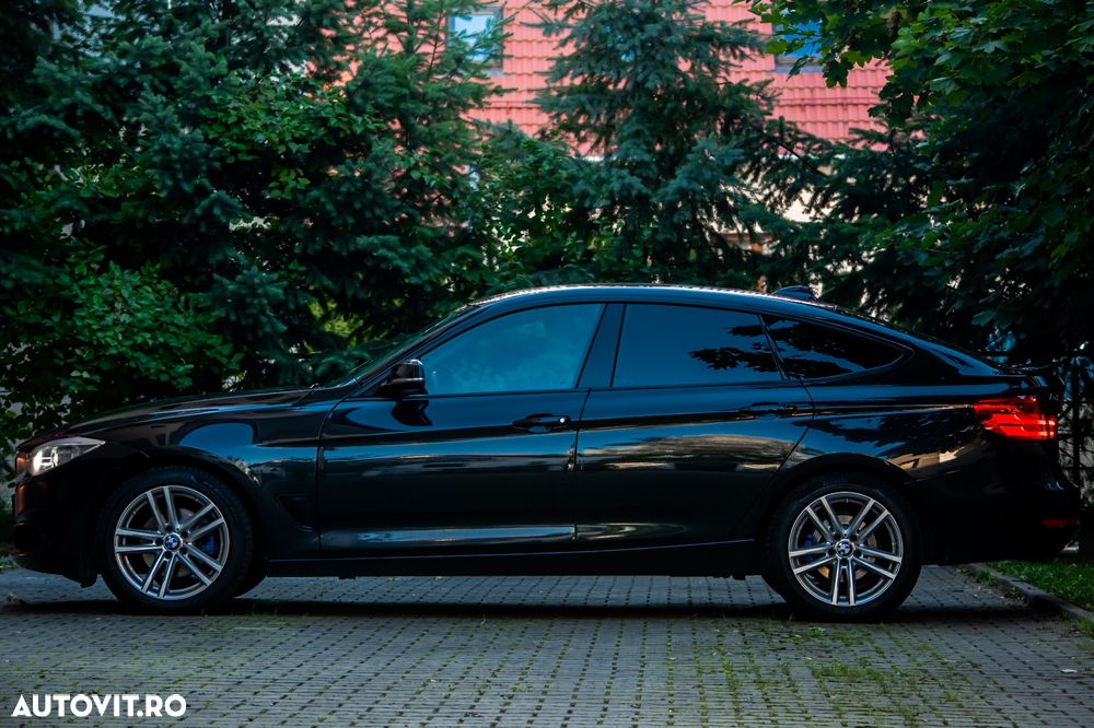 BMW Seria 3 320d GT xDrive AT - 23