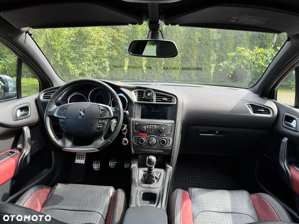 Citroën DS4 1.6 THP SportChic - 18