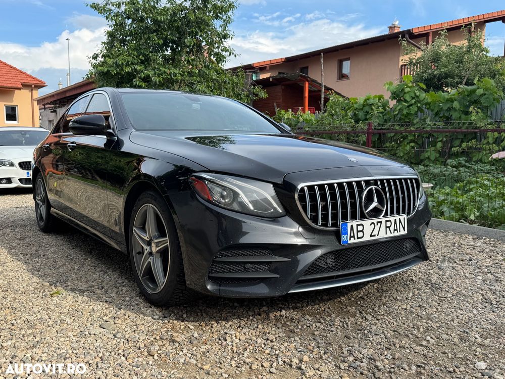 Mercedes-Benz E 300 Aut. - 1