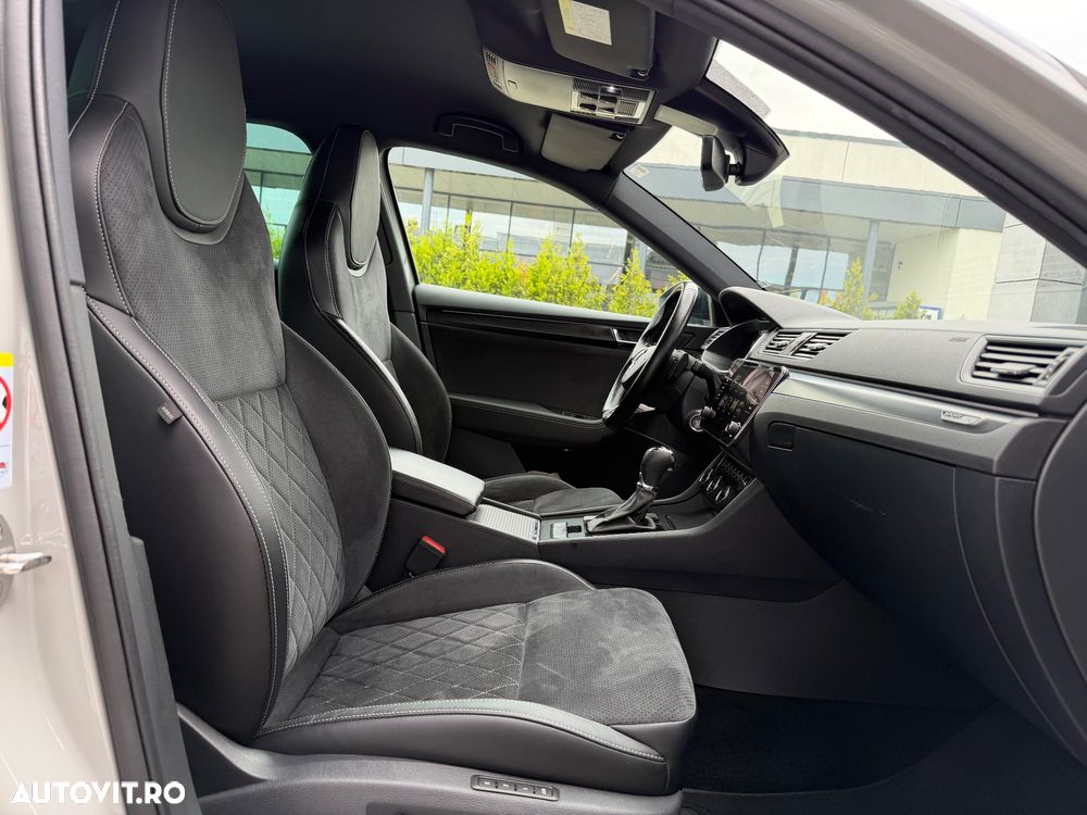 Skoda Superb 2.0 TDI DSG Sportline - 8