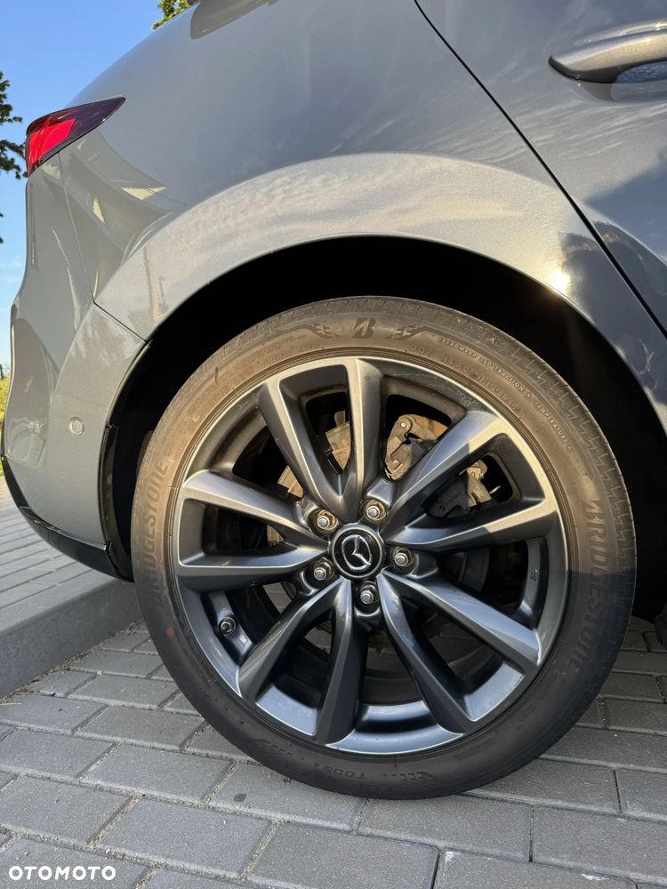Mazda 3 2.0 mHEV Hikari - 17
