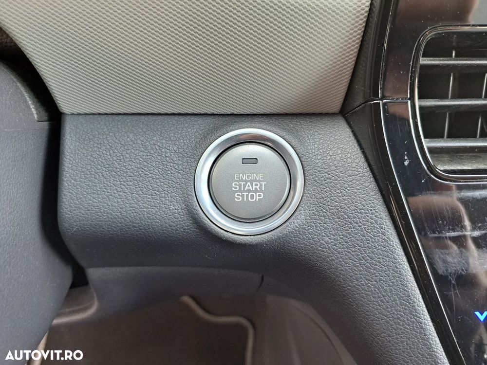 Hyundai IONIQ Plug-In Hybrid 1.6 141CP Exclusive - 9