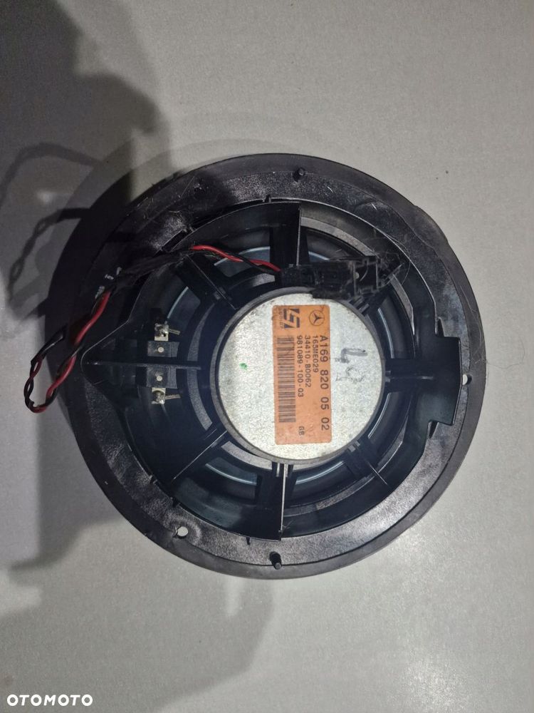 GŁOŚNIK DRZWI PRZEDNICH LEWY PRAWY HARMAN/KARDAN A1698200502 - 2
