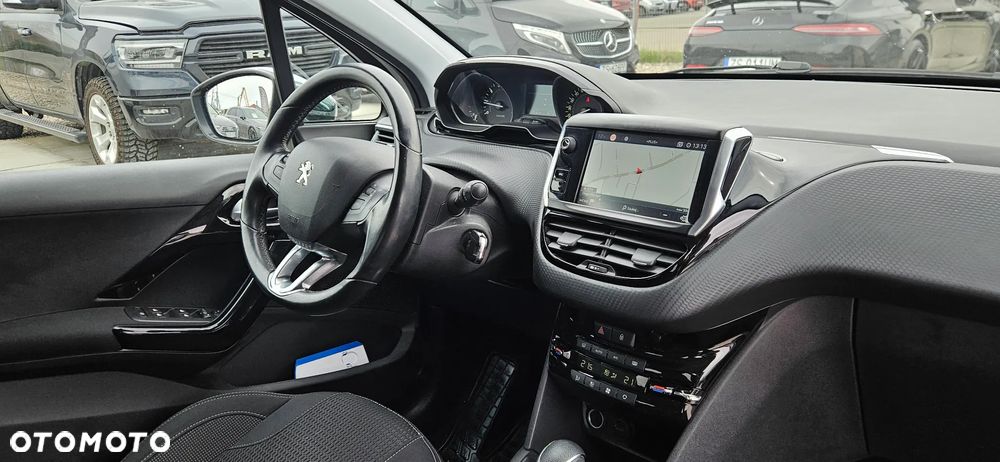 Peugeot 208 PureTech 110 Stop & Start EAT6 Tech Edition - 18