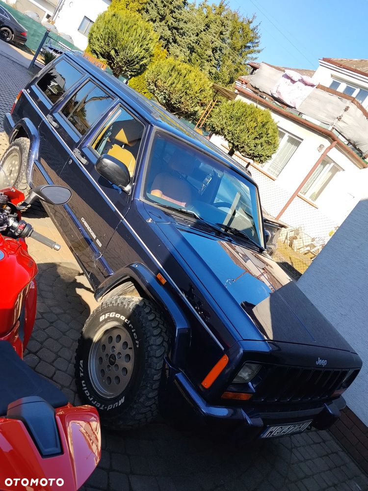 Jeep Cherokee 4.0 Limited - 13