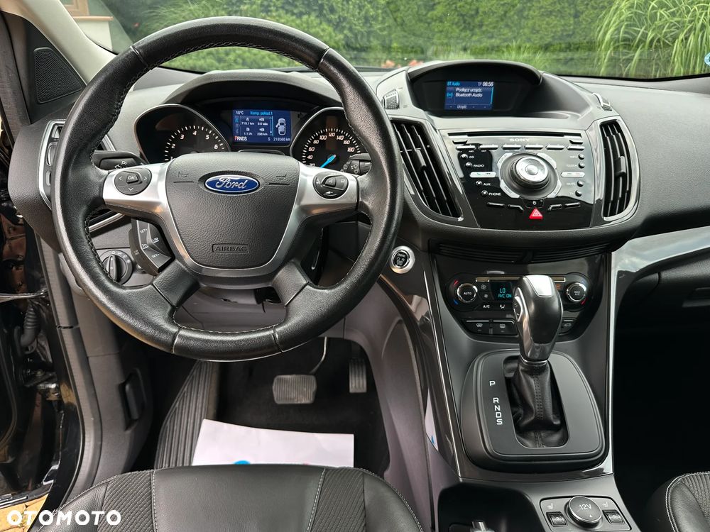 Ford Kuga - 24