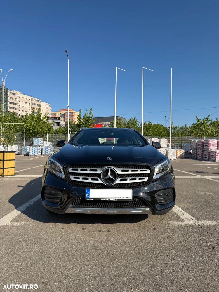 Mercedes-Benz GLA 250 4MATIC Aut. - 1