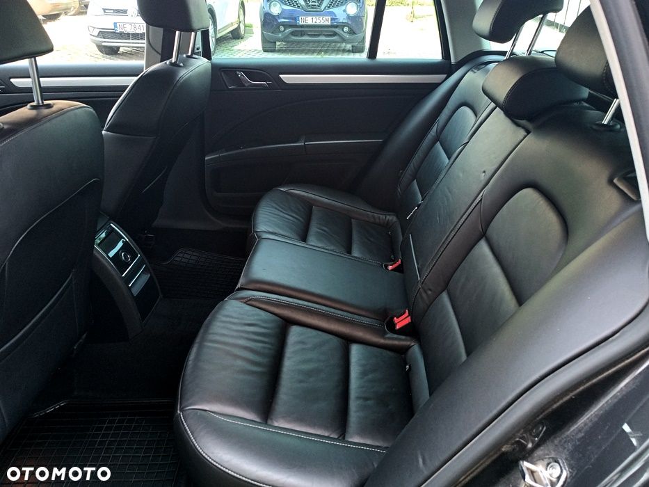 Skoda Superb 2.0 TDI DSG Exclusive - 28