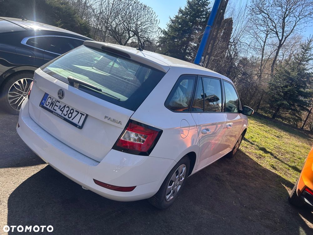 Skoda Fabia 1.0 Edition - 3