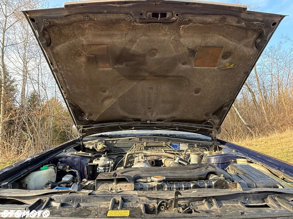 Nissan Laurel 2.8 GL D - 28