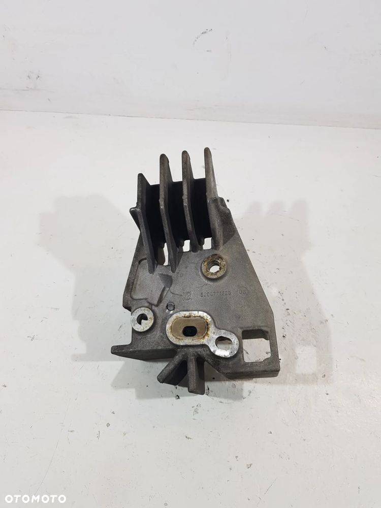 WTRYSKIWACZ ADBLUE H8200769153 RENAULT SCENIC III MEGANE 1.5 DCI K9K837 - 2
