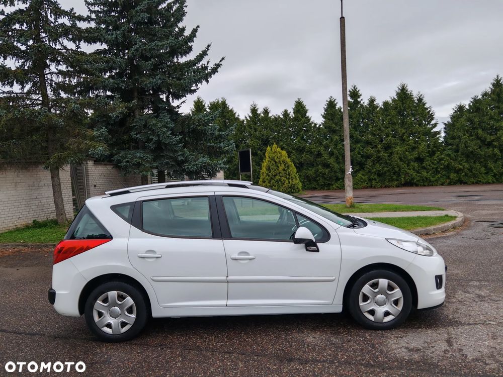 Peugeot 207 - 4