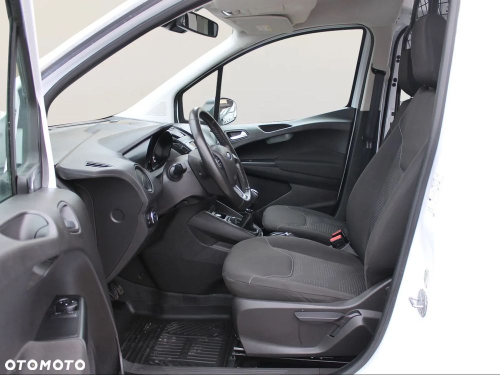 Ford Transit Courier Basis - 10