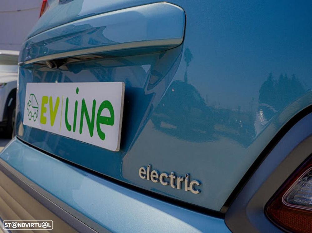 Hyundai Kauai EV 64 kWh Premium - 17