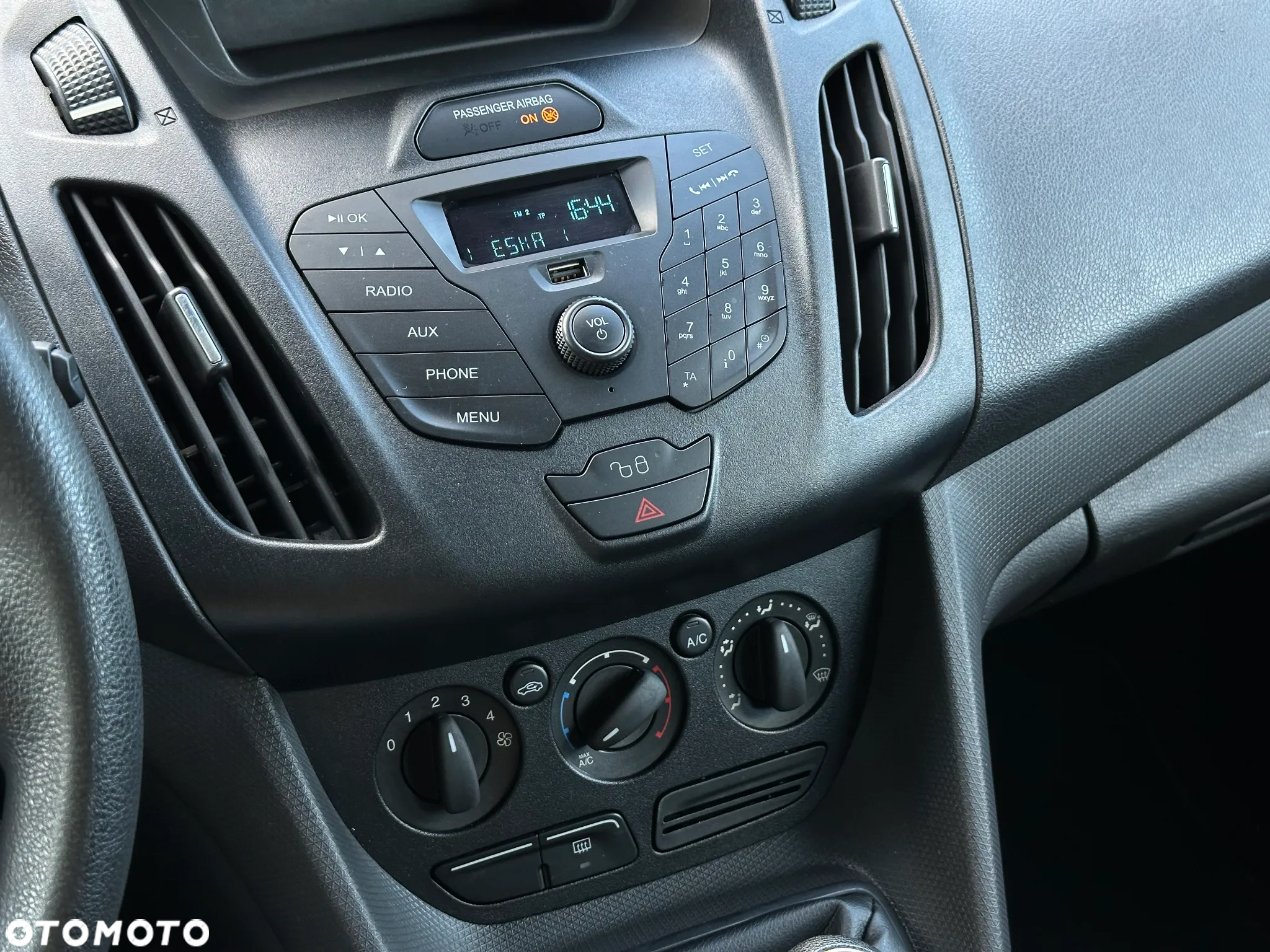 Ford Tourneo Connect 1.5TDCi Trend - 13