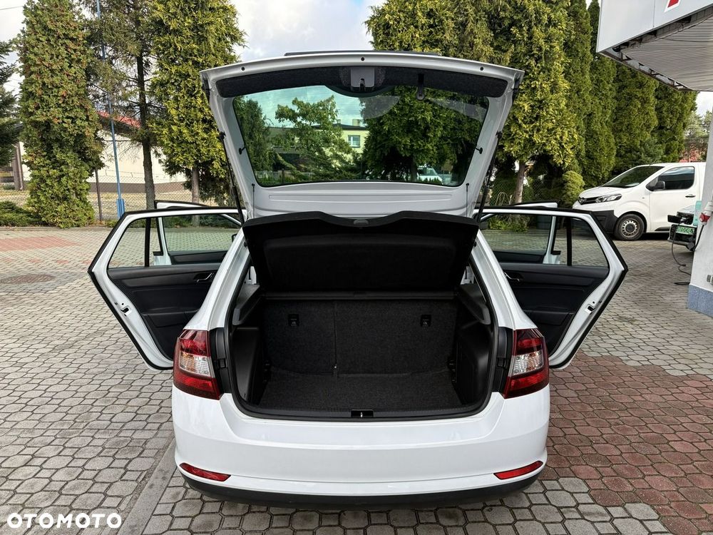 Skoda RAPID - 31