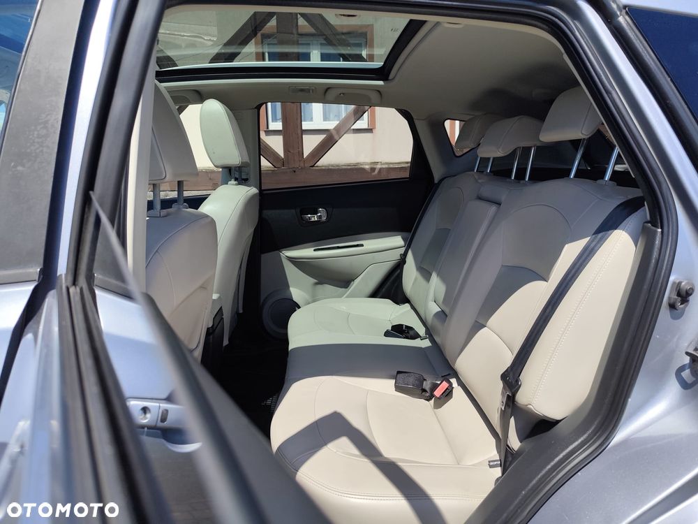 Nissan Qashqai 2.0 dCi 4x4 Tekna - 12