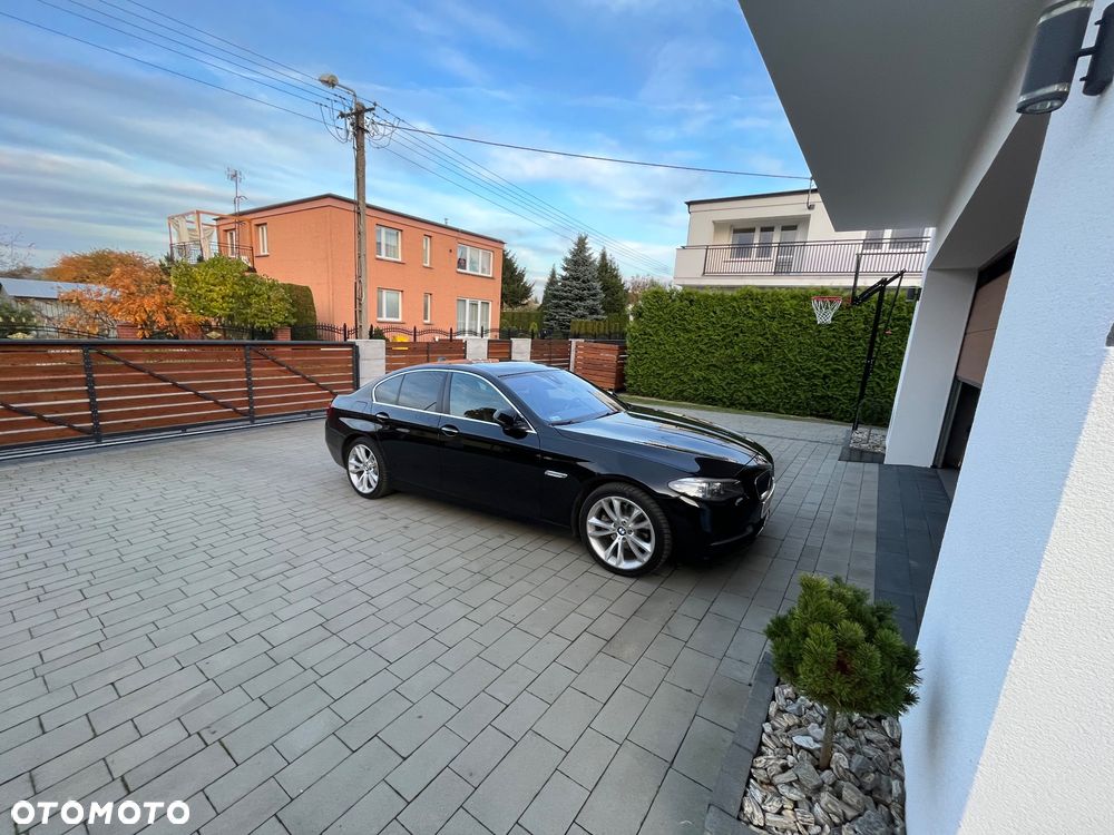 BMW Seria 5 520d - 5