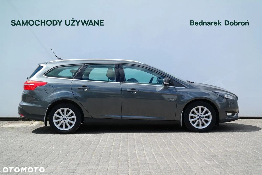 Ford Focus 1.6 FF Titanium - 5