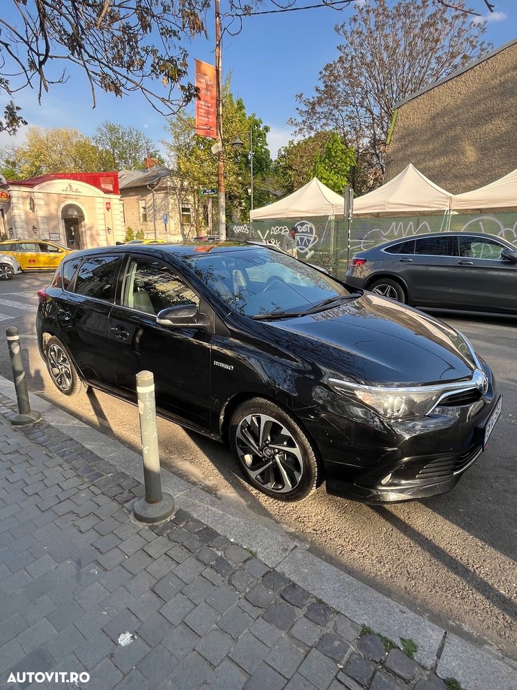 Toyota Auris - 2