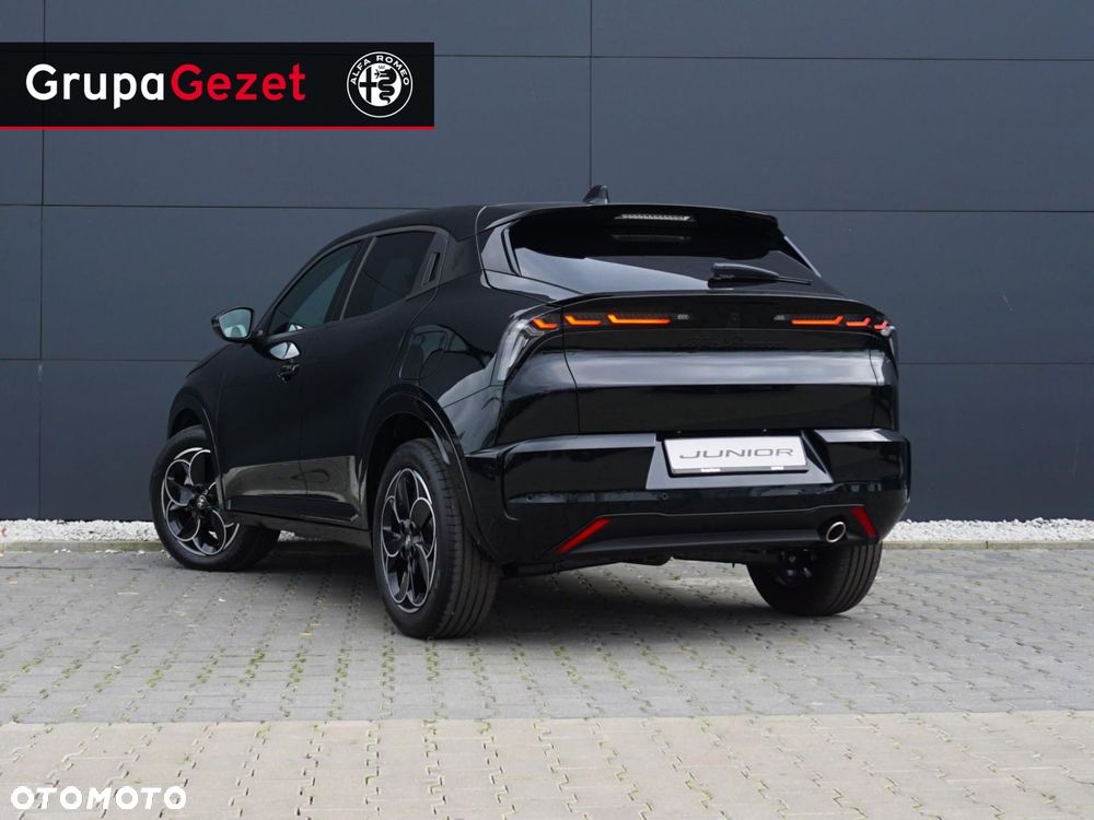 Alfa Romeo Junior - 2