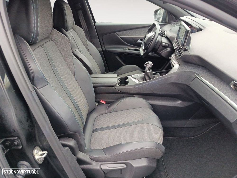 Peugeot 5008 1.2 PureTech Allure Pack - 15