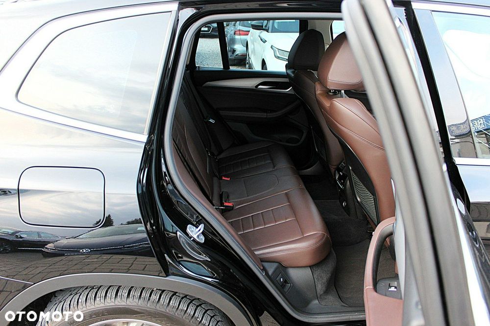 BMW X3 xDrive20i xLine - 14