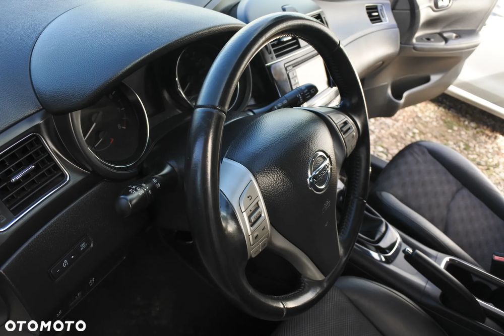 Nissan Pulsar 1.2 DIG-T Tekna EU6 - 18