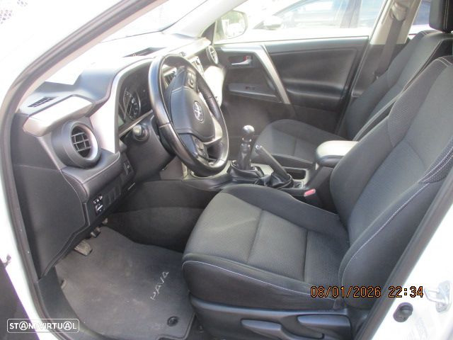 Toyota RAV4 2.0 D-4D Active - 5