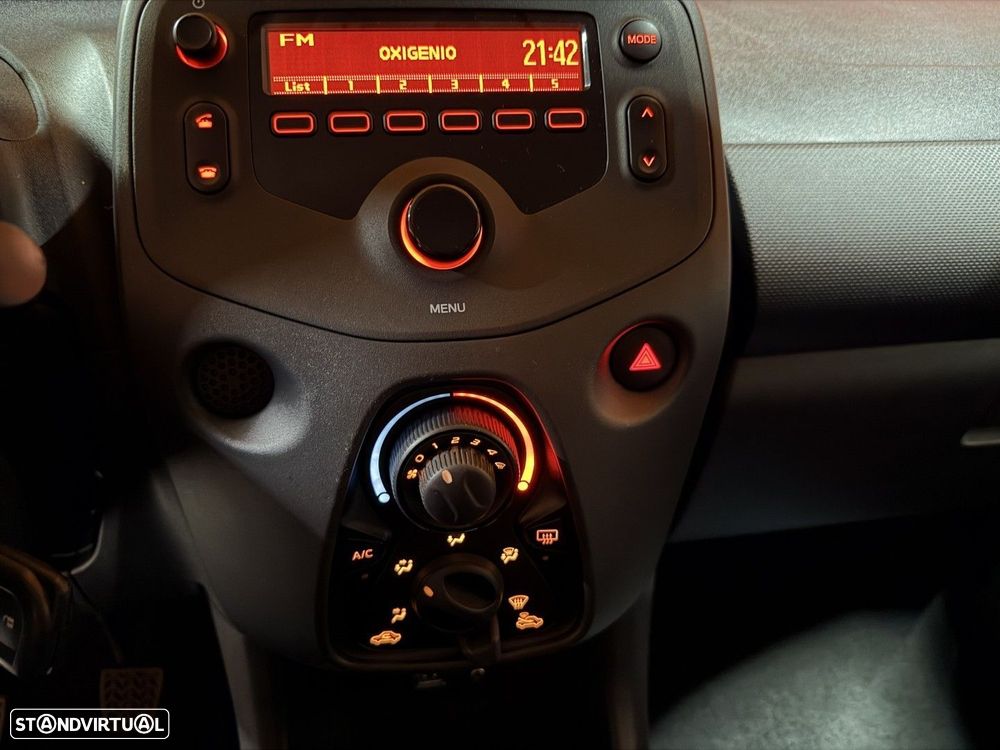 Toyota Aygo X 1.0 Envy - 11