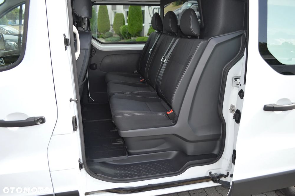 Renault Trafic - 12