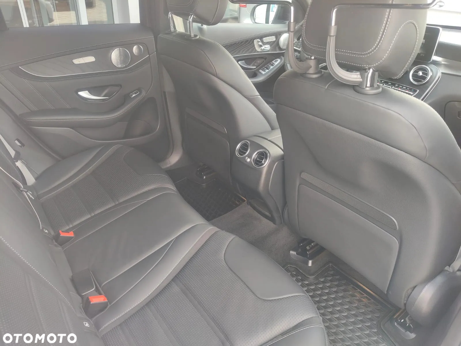 Mercedes-Benz GLC AMG Coupe 63 S 4-Matic+ - 33