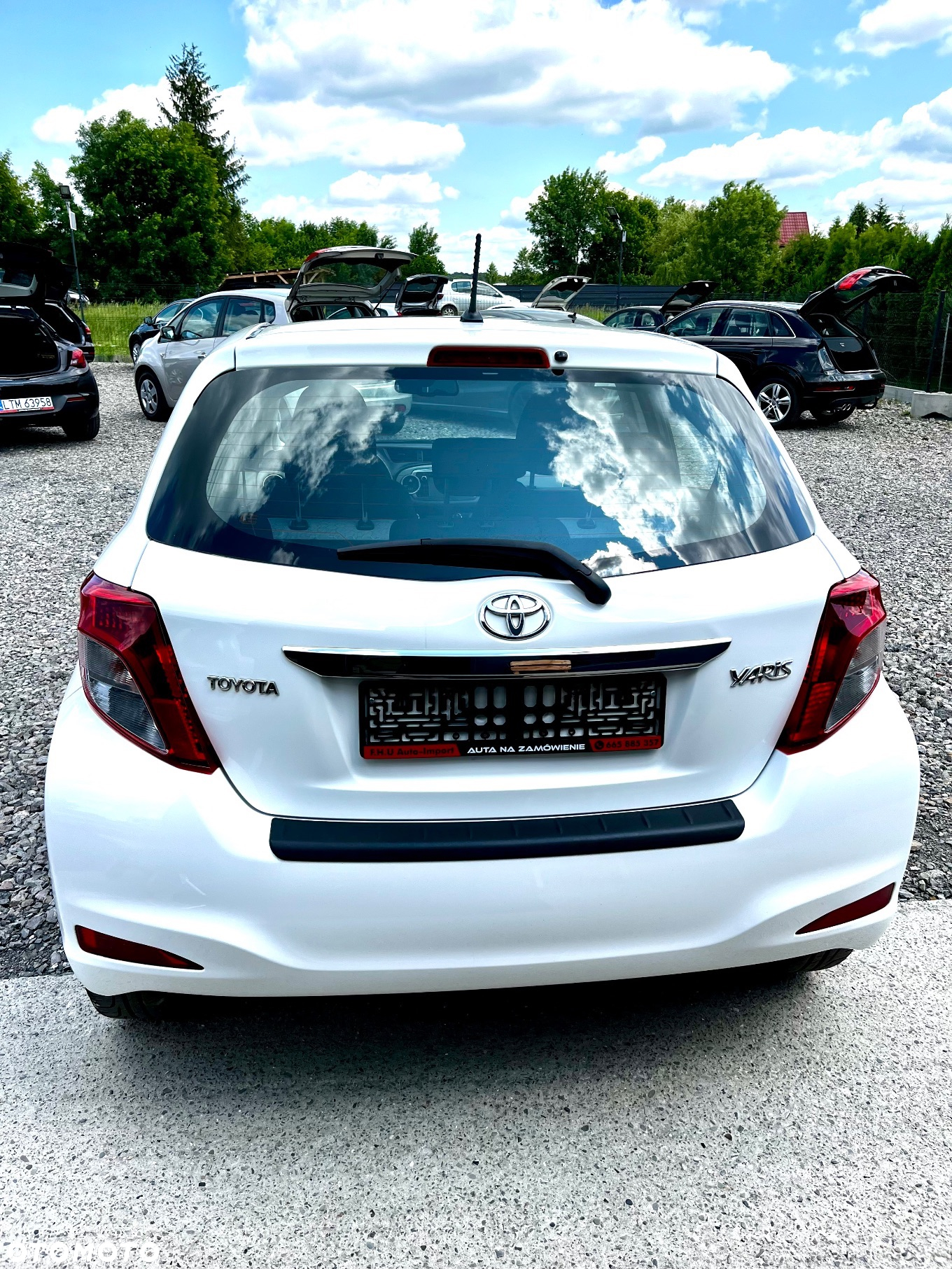 Toyota Yaris 1.4 D-4D Executive - 17