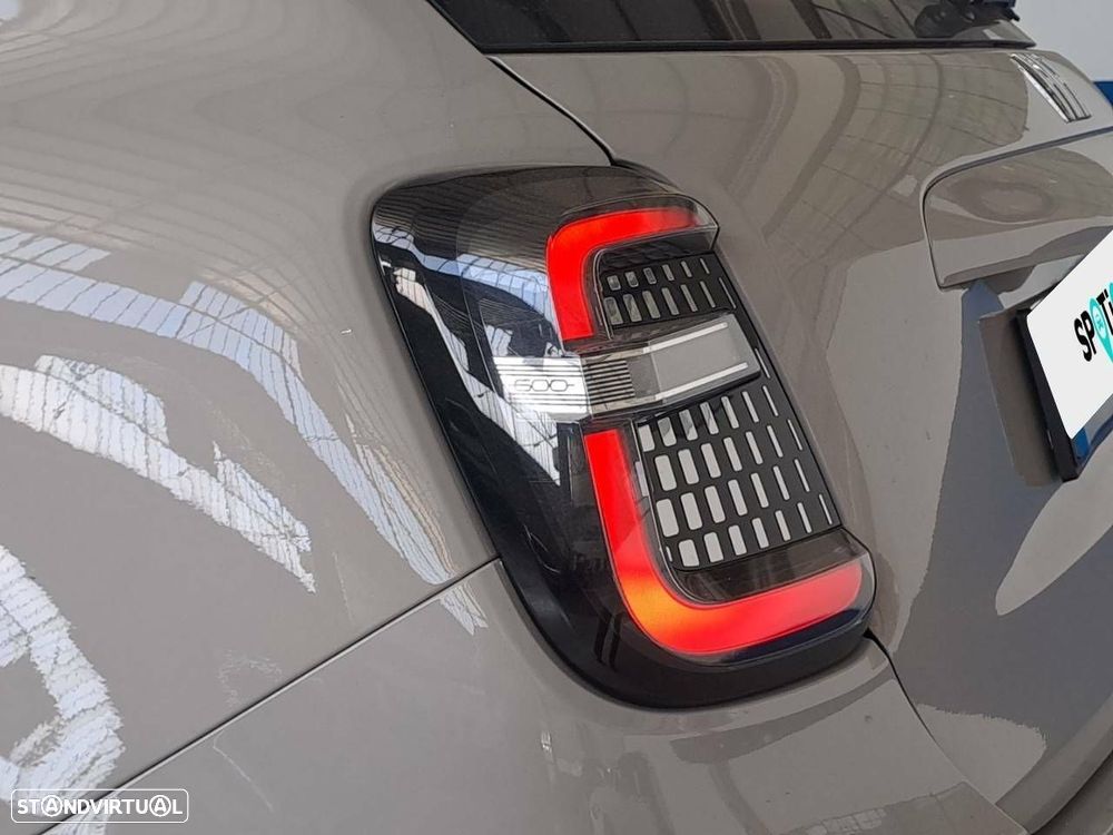 Fiat 600 1.2 Hybrid - 26