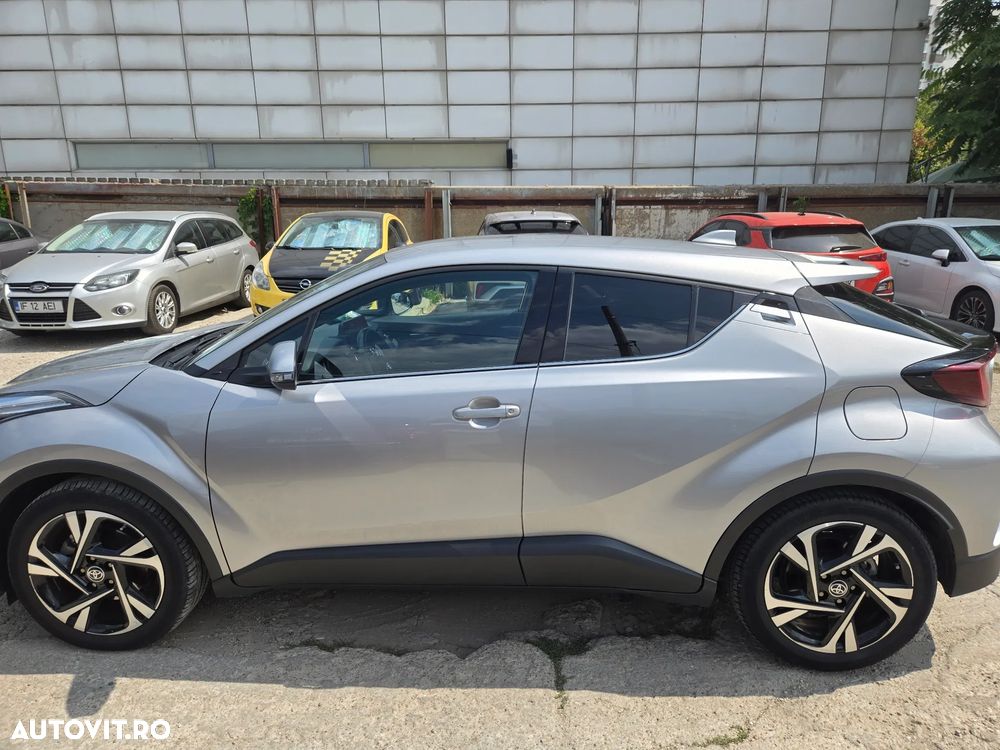 Toyota C-HR - 4