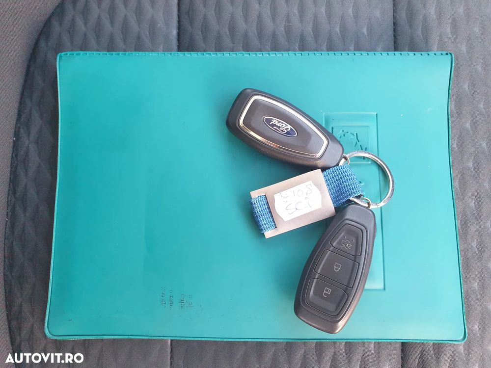 Ford Kuga 2.5 Duratec FHEV AWD Trend - 38