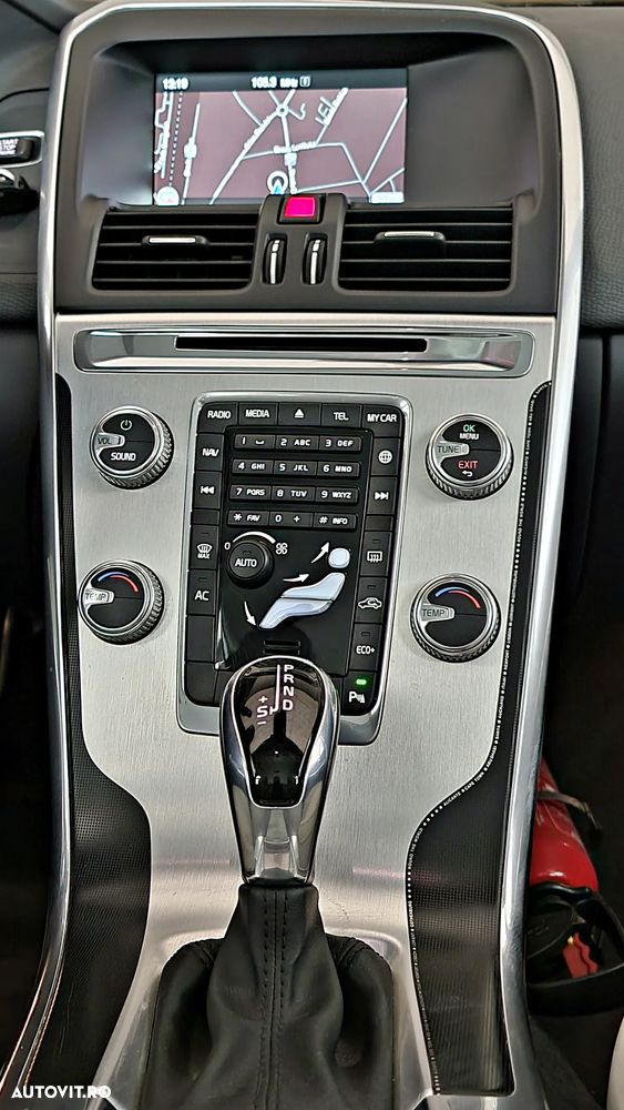 Volvo XC 60 D4 Geartronic Ocean Race - 24