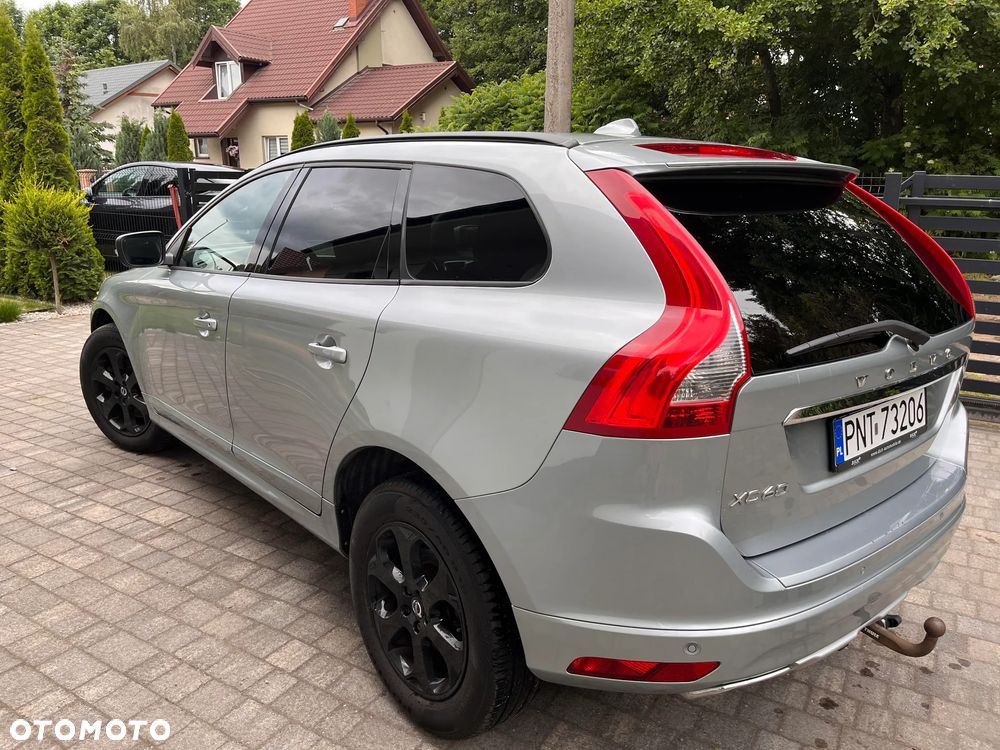 Volvo XC 60 D4 Drive-E Momentum - 6