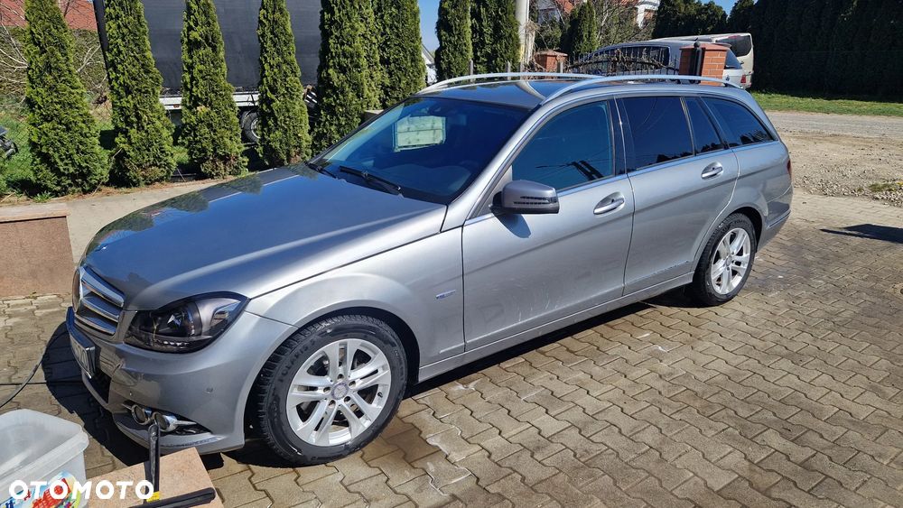 Mercedes-Benz Klasa C 220 (BlueTEC) d BlueEFFICIENCY Edition 7G-TRONIC Avantgarde - 4