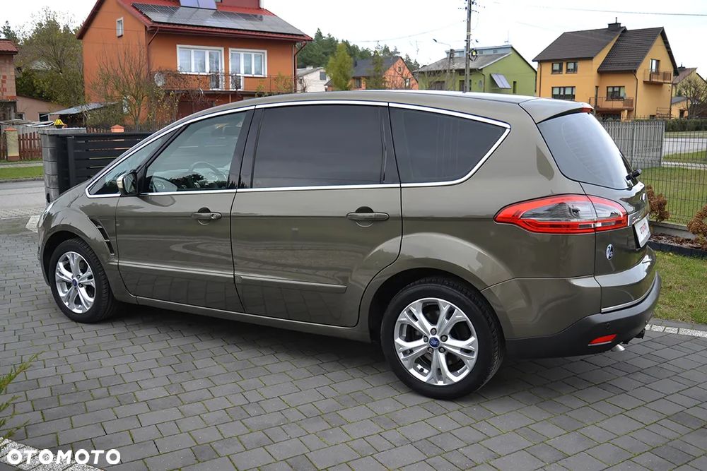 Ford S-Max - 10