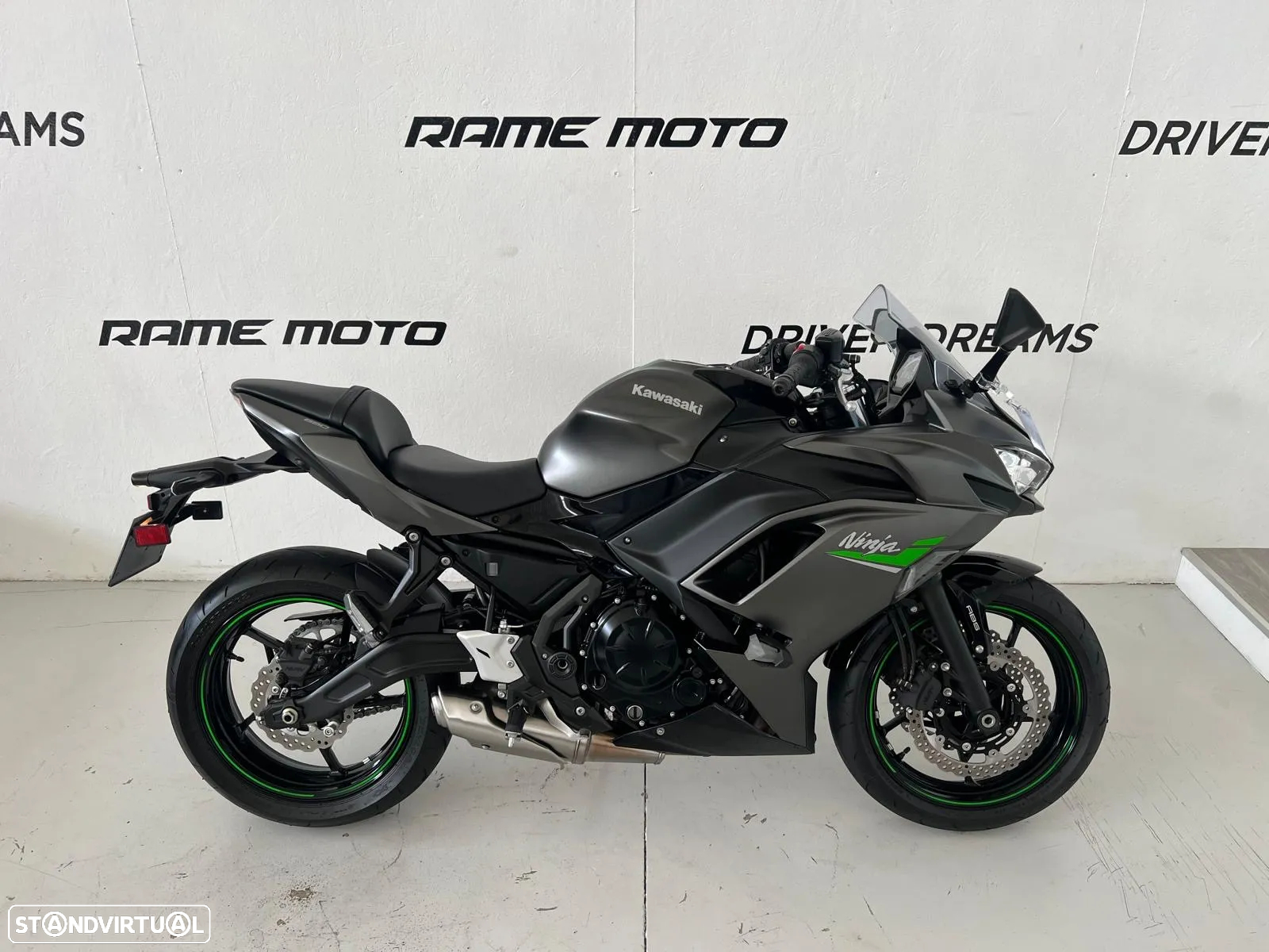 Kawasaki Ninja 650 - 2