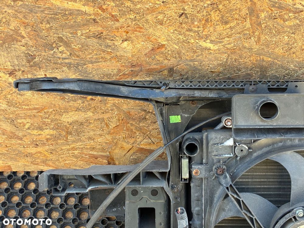 VW POLO 9N3 LIFT BENZYNA  PB PAS PRZEDNI CHŁODNICA WENTYLATOR KOMPLET - 11