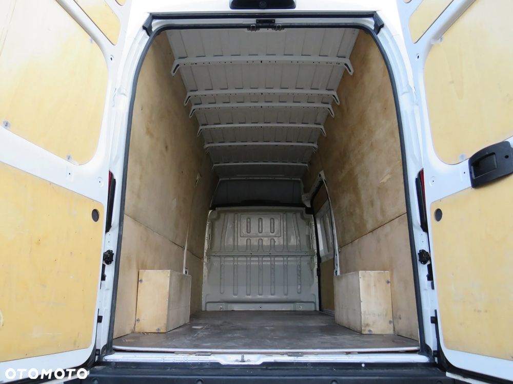 Peugeot Boxer Maxi L4H3 2.2HDi 140Ps - 37