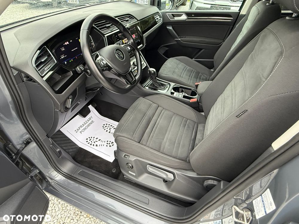 Volkswagen Touran 2.0 TDI BMT Highline DSG - 26