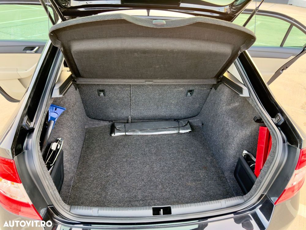 Skoda RAPID 1.2 TSI Elegance - 15