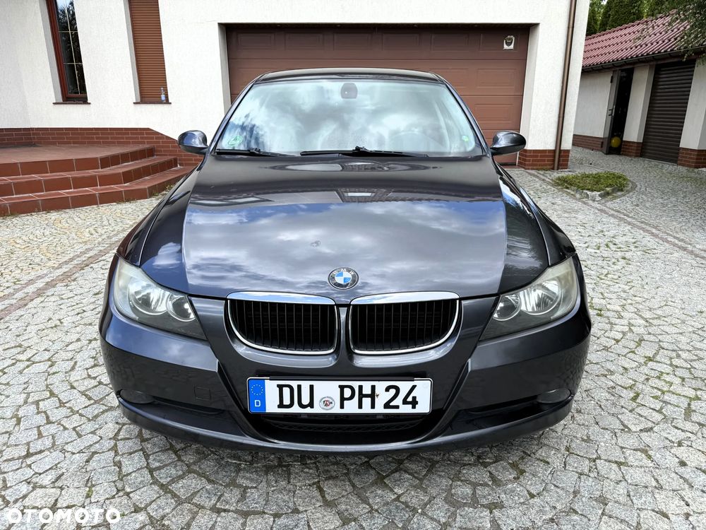 BMW Seria 3 318i Edition Sport - 4